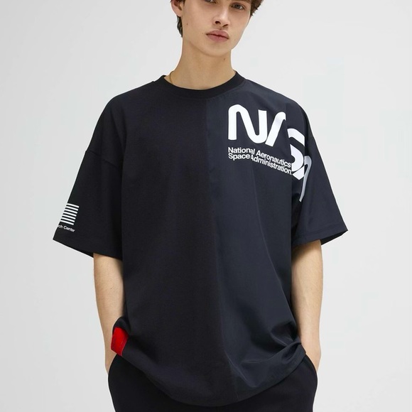 pull and bear nasa t shirt